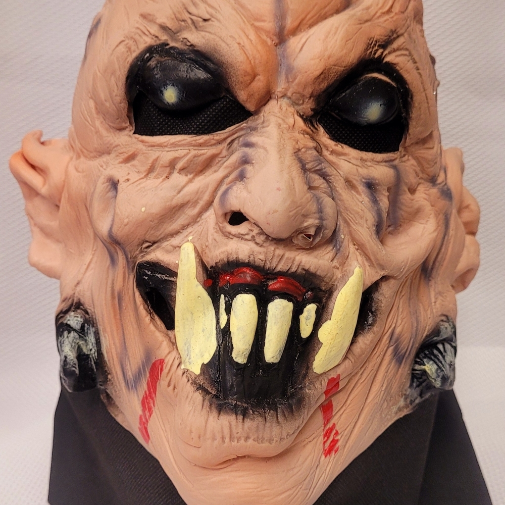 Rubies Vintage Ghoulish Vampire Halloween Adult Latex Mask
